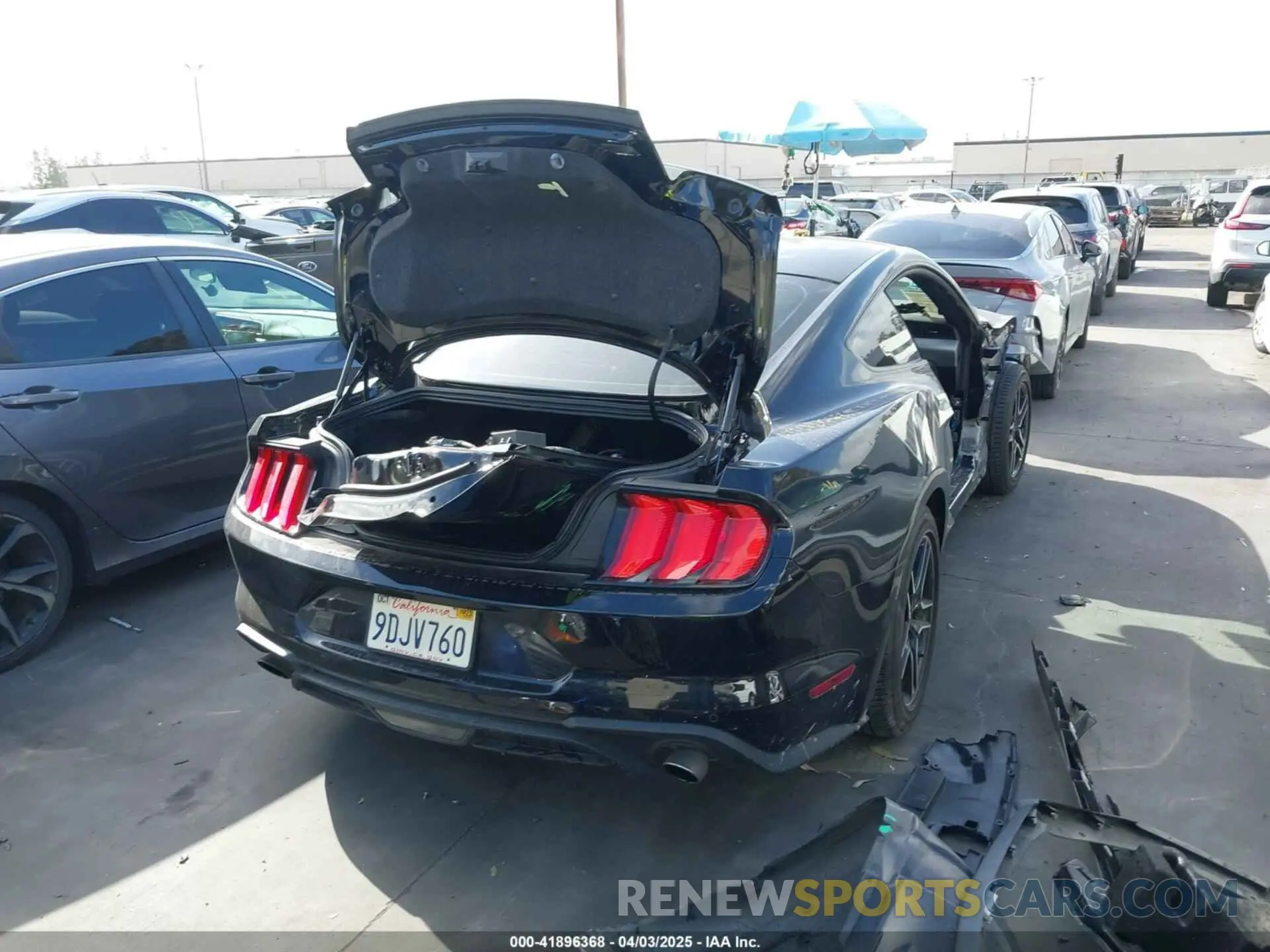 17 Фотография поврежденного автомобиля 1FA6P8TH9N5143342 FORD MUSTANG 2022
