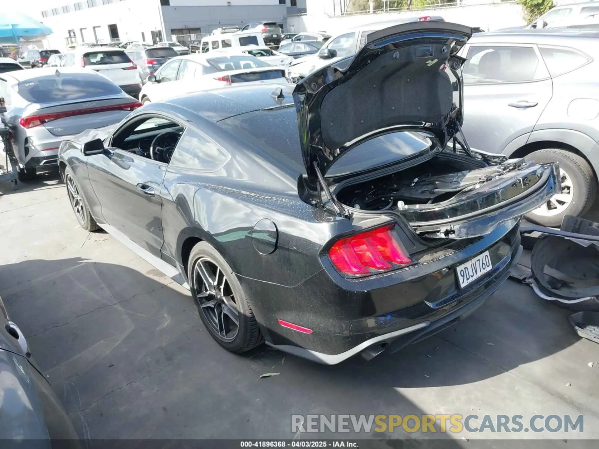 3 Фотография поврежденного автомобиля 1FA6P8TH9N5143342 FORD MUSTANG 2022