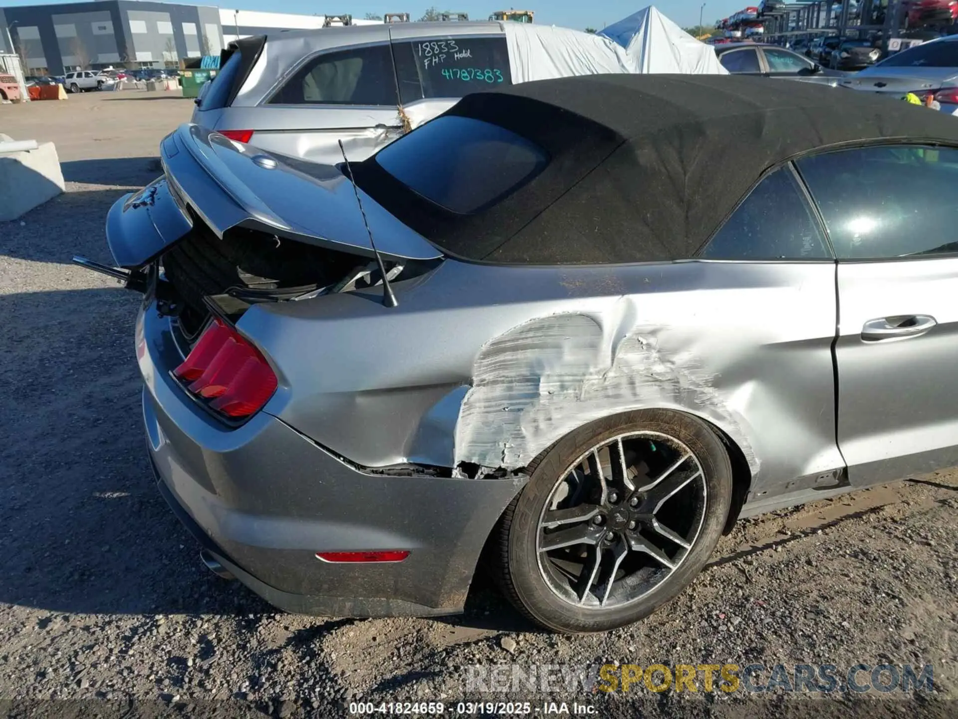 6 Photograph of a damaged car 1FATP8UH2N5103167 FORD MUSTANG 2022