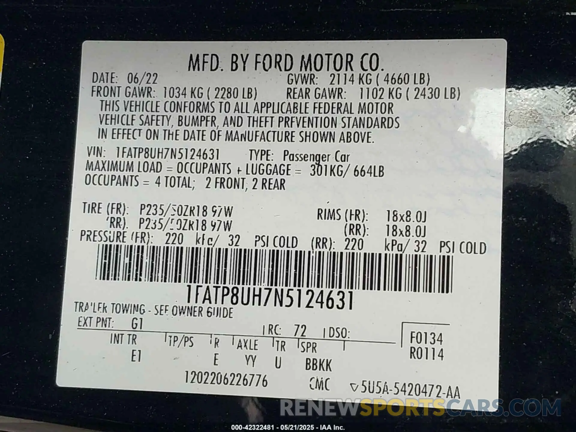 9 Photograph of a damaged car 1FATP8UH7N5124631 FORD MUSTANG 2022