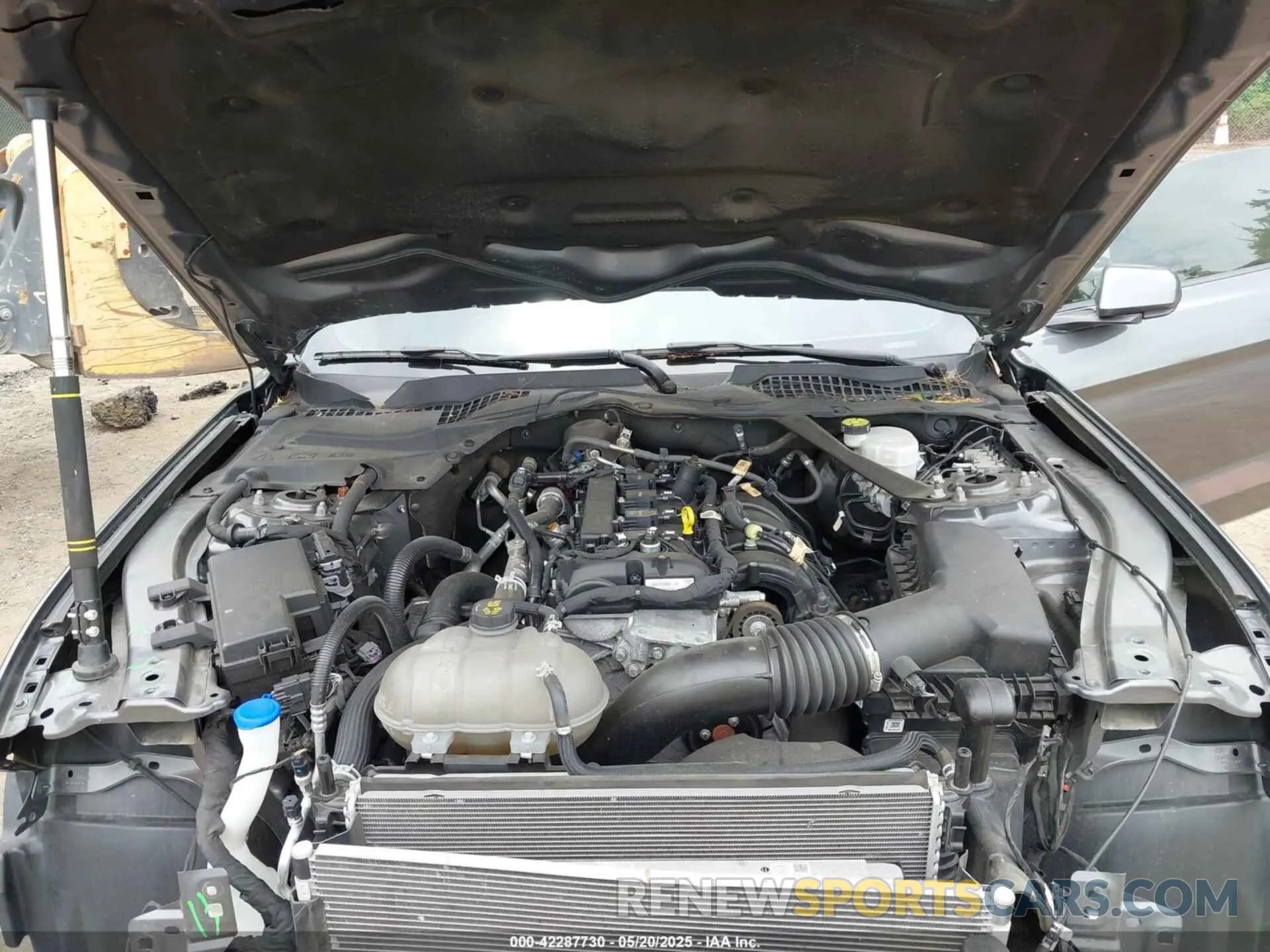 10 Фотография поврежденного автомобиля 1FATP8UH8N5106560 FORD MUSTANG 2022