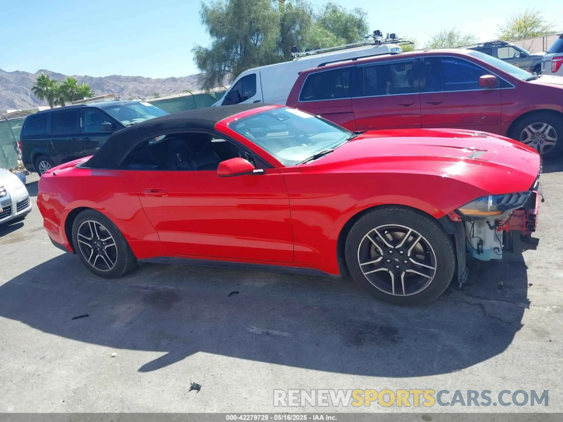 14 Photograph of a damaged car 1FATP8UHXN5119035 FORD MUSTANG 2022