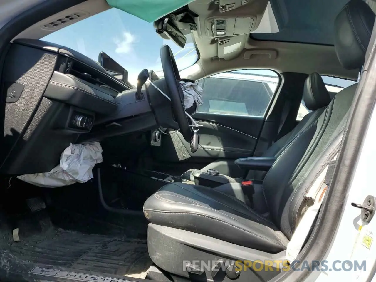 7 Photograph of a damaged car 3FMTK3SS6NMA44222 FORD MUSTANG 2022