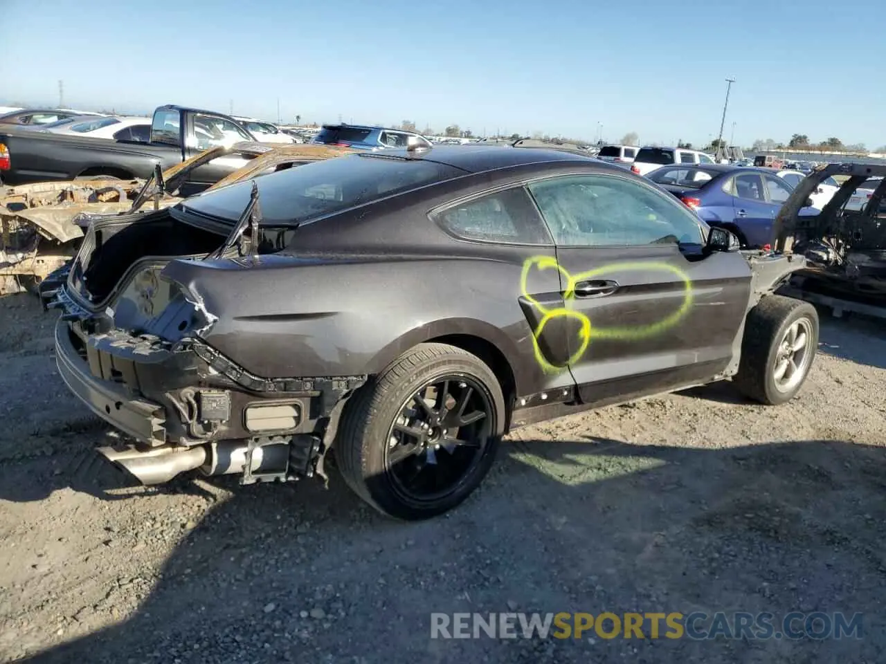 3 Фотография поврежденного автомобиля 1FA6P8CF4P5300101 FORD MUSTANG 2023