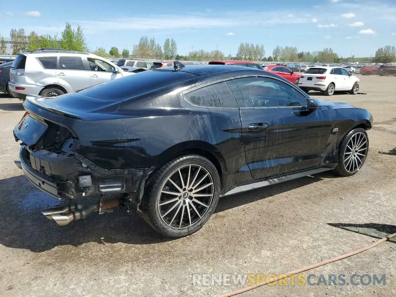 3 Фотография поврежденного автомобиля 1FA6P8CF9P5305892 FORD MUSTANG 2023