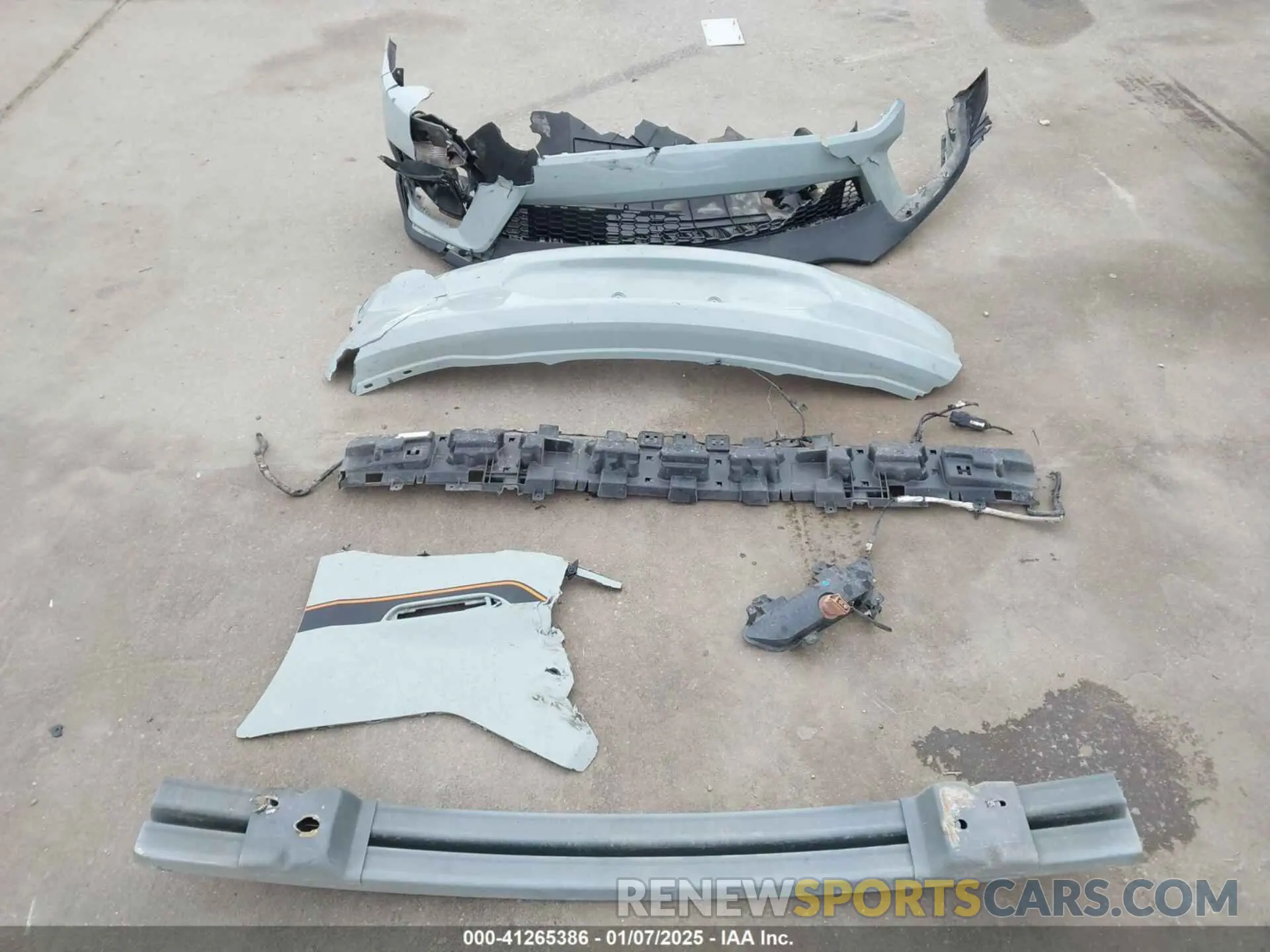 11 Photograph of a damaged car 1FA6P8R08P5501244 FORD MUSTANG 2023