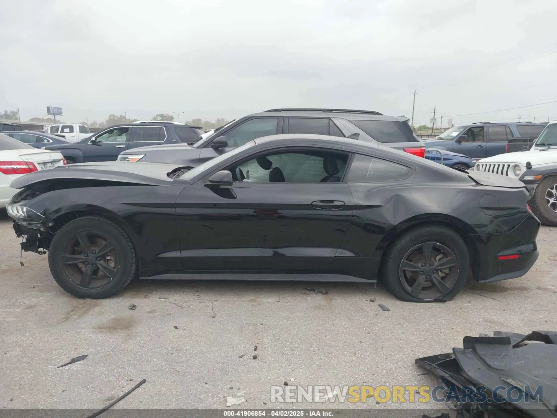 15 Photograph of a damaged car 1FA6P8TH9P5101126 FORD MUSTANG 2023