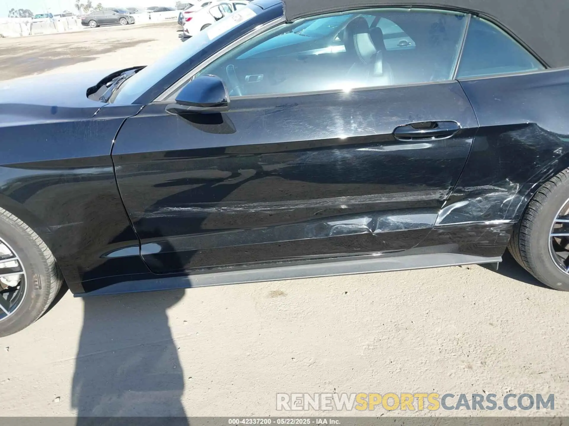 6 Photograph of a damaged car 1FATP8UH5P5103747 FORD MUSTANG 2023