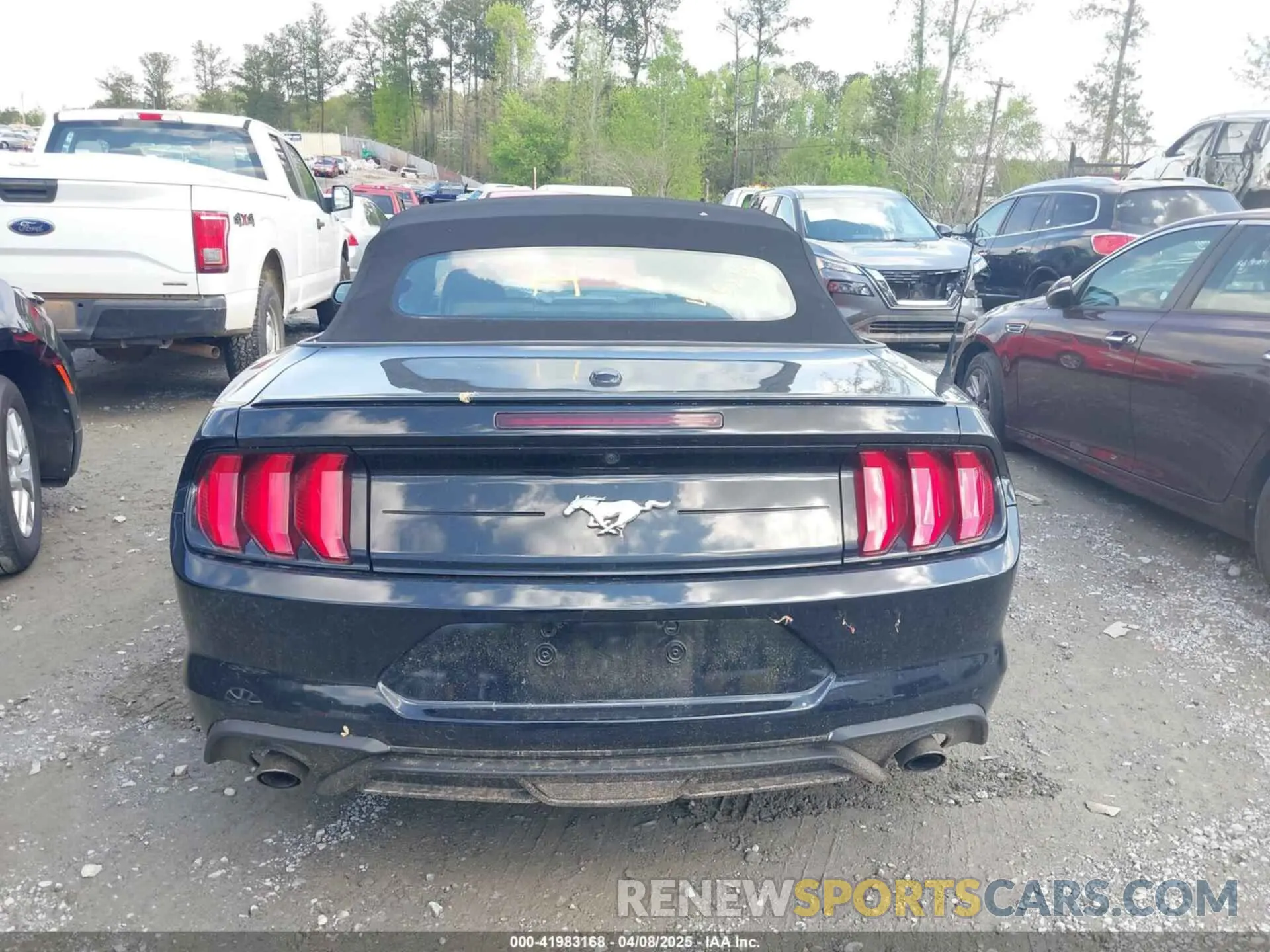16 Photograph of a damaged car 1FATP8UH6P5105295 FORD MUSTANG 2023