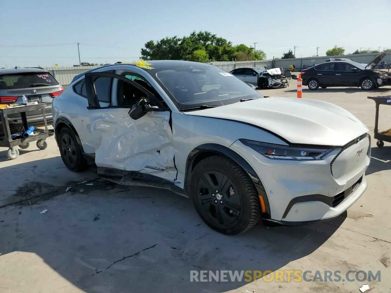 4 Photograph of a damaged car 3FMTK2SU0PMA65226 FORD MUSTANG 2023
