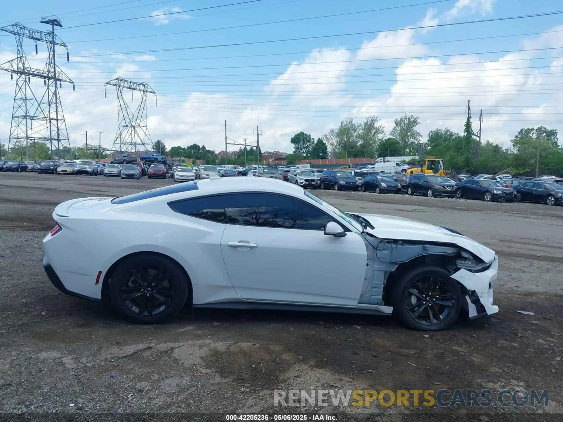 13 Photograph of a damaged car 1FA6P8CF0R5411649 FORD MUSTANG 2024