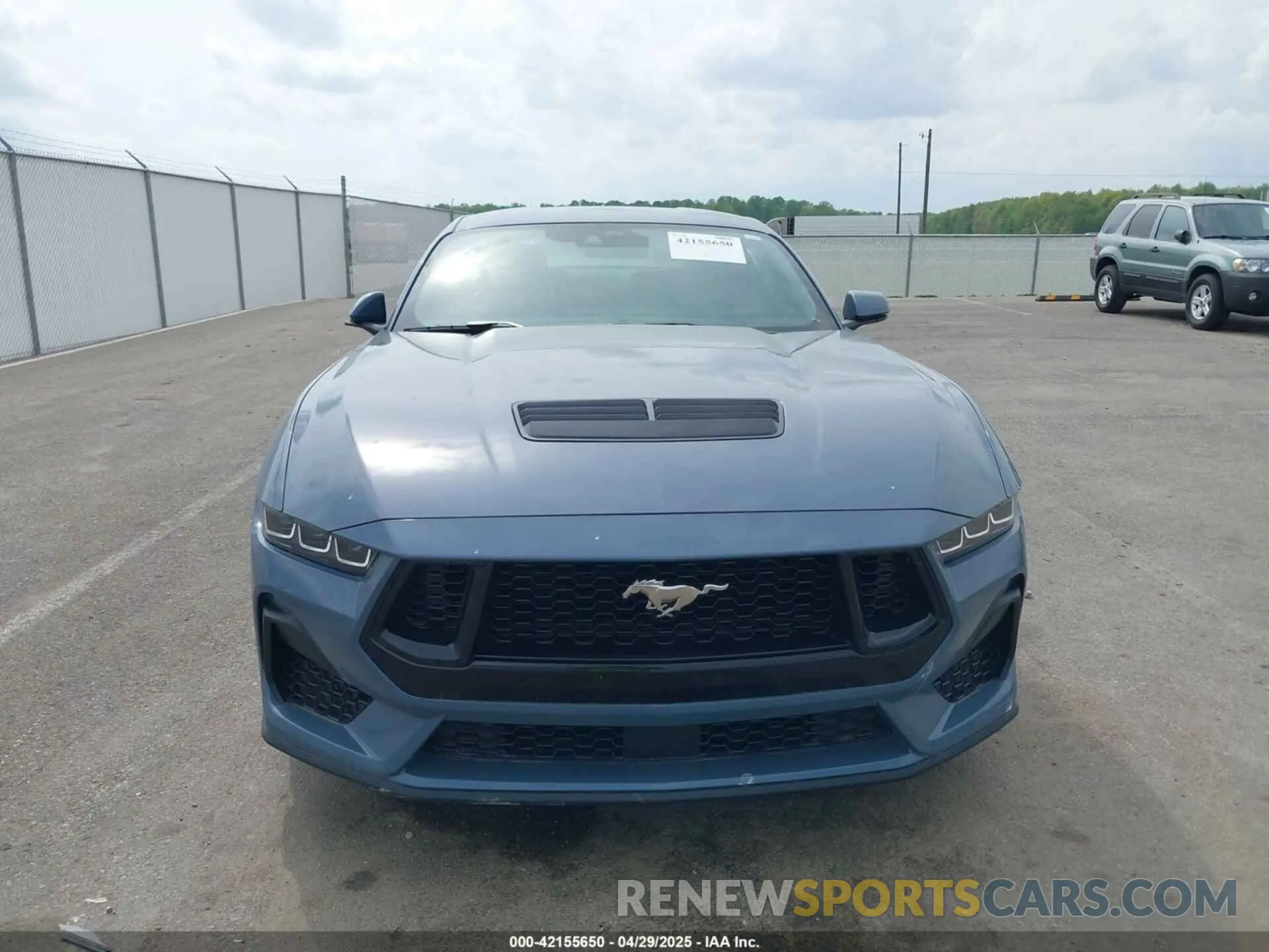 12 Photograph of a damaged car 1FA6P8CF0R5430394 FORD MUSTANG 2024