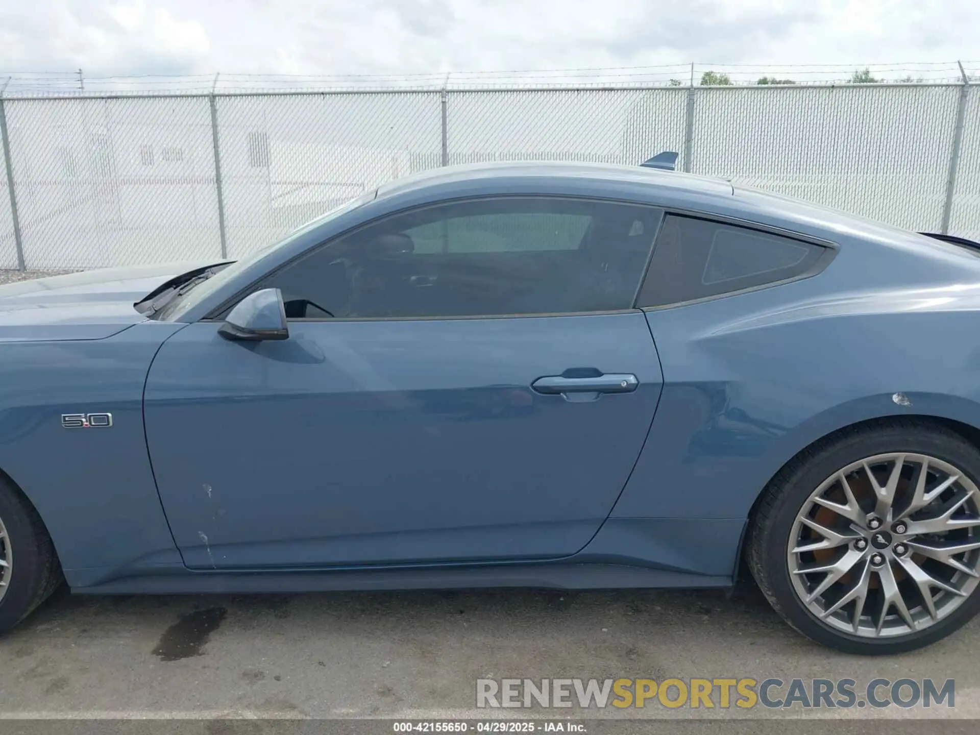 14 Photograph of a damaged car 1FA6P8CF0R5430394 FORD MUSTANG 2024