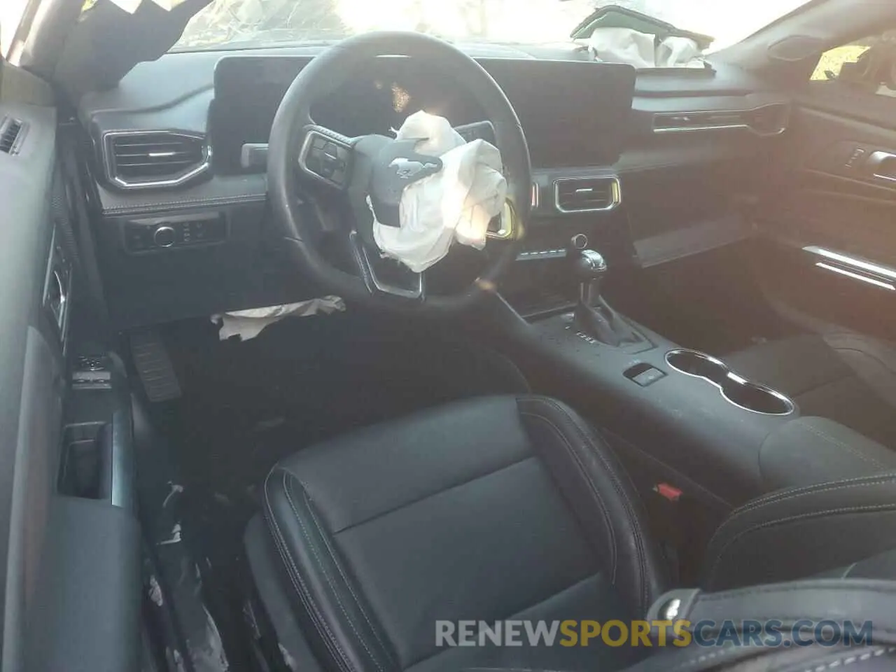 8 Фотография поврежденного автомобиля 1FA6P8CF0R5435739 FORD MUSTANG 2024