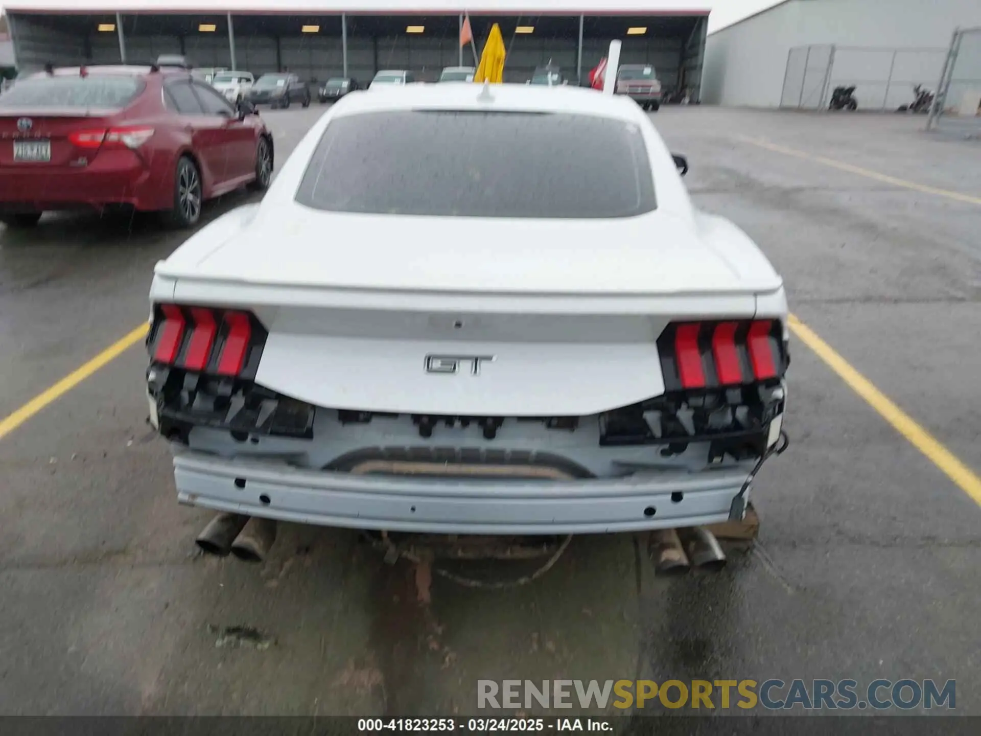 16 Photograph of a damaged car 1FA6P8CF1R5414818 FORD MUSTANG 2024