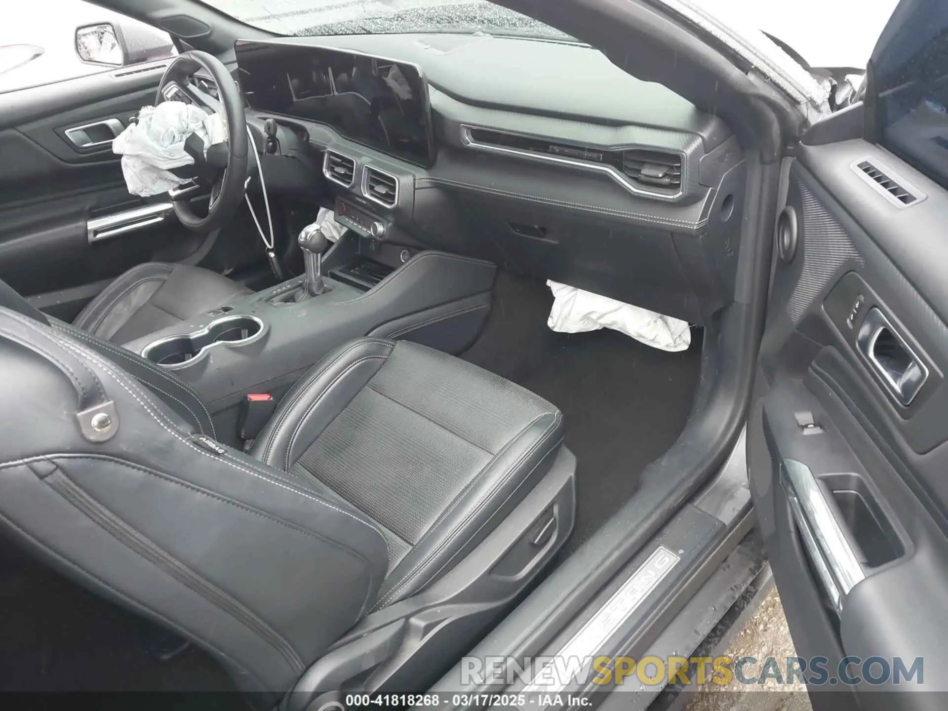 5 Photograph of a damaged car 1FA6P8CF1R5418934 FORD MUSTANG 2024