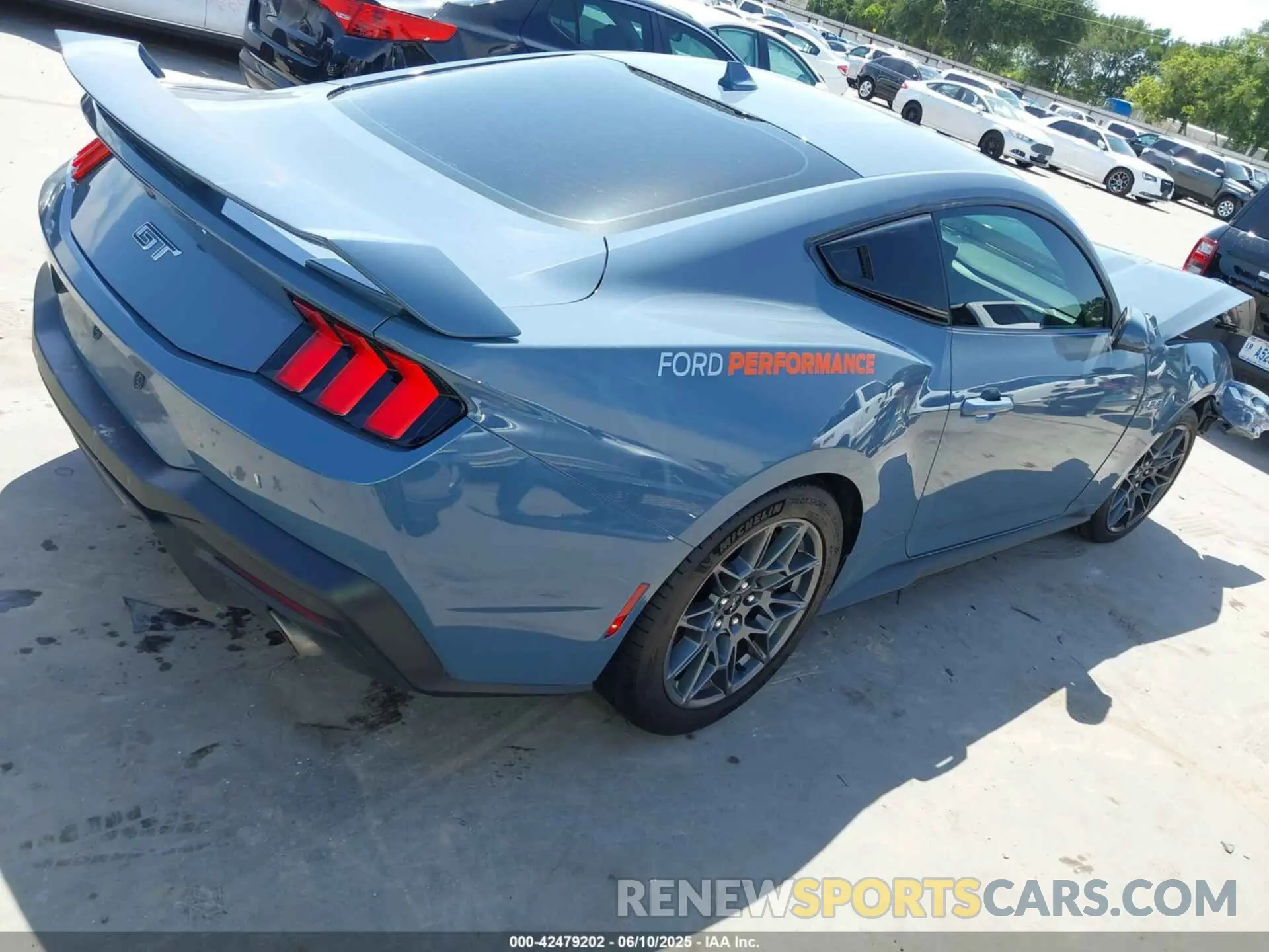 4 Фотография поврежденного автомобиля 1FA6P8CF1R5425690 FORD MUSTANG 2024