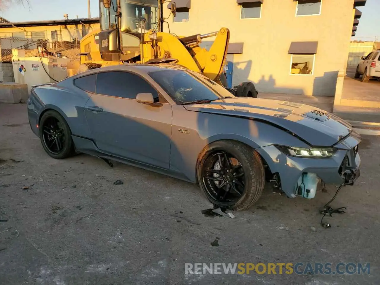 4 Photograph of a damaged car 1FA6P8CF2R5434883 FORD MUSTANG 2024