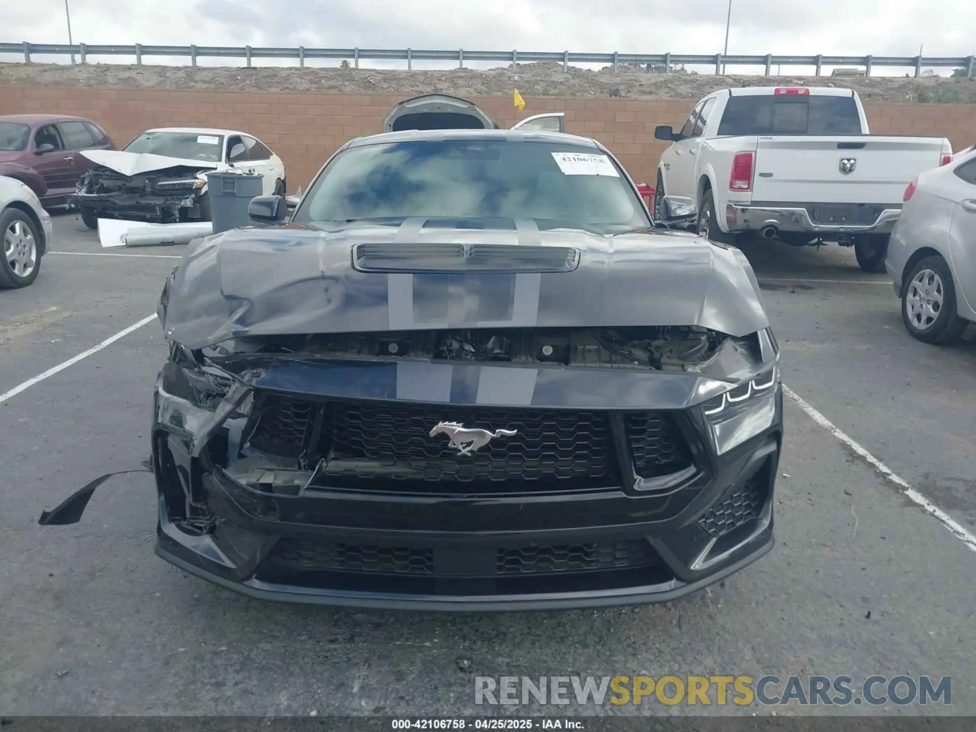 12 Фотография поврежденного автомобиля 1FA6P8CF4R5411265 FORD MUSTANG 2024