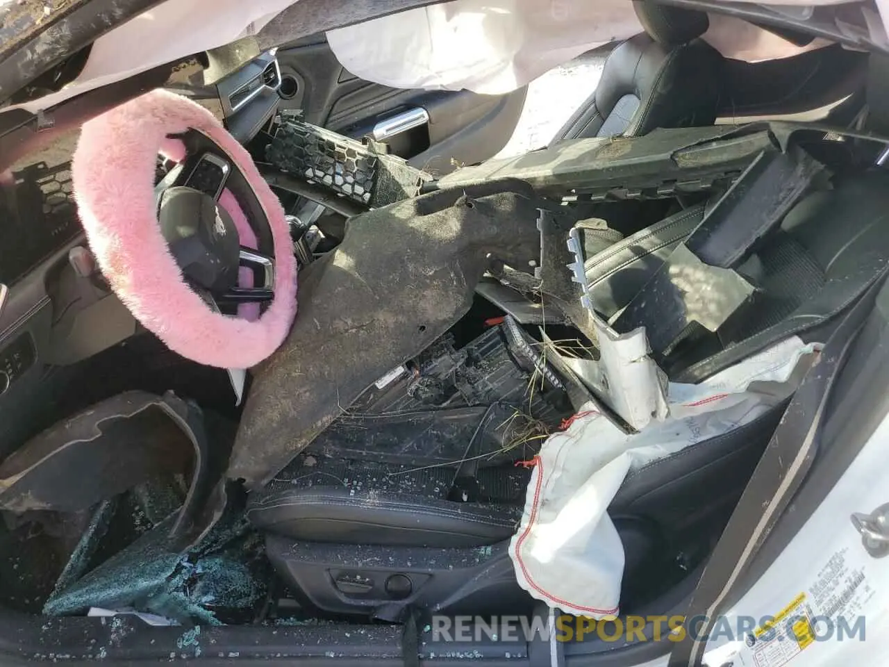 7 Photograph of a damaged car 1FA6P8CF4R5417311 FORD MUSTANG 2024