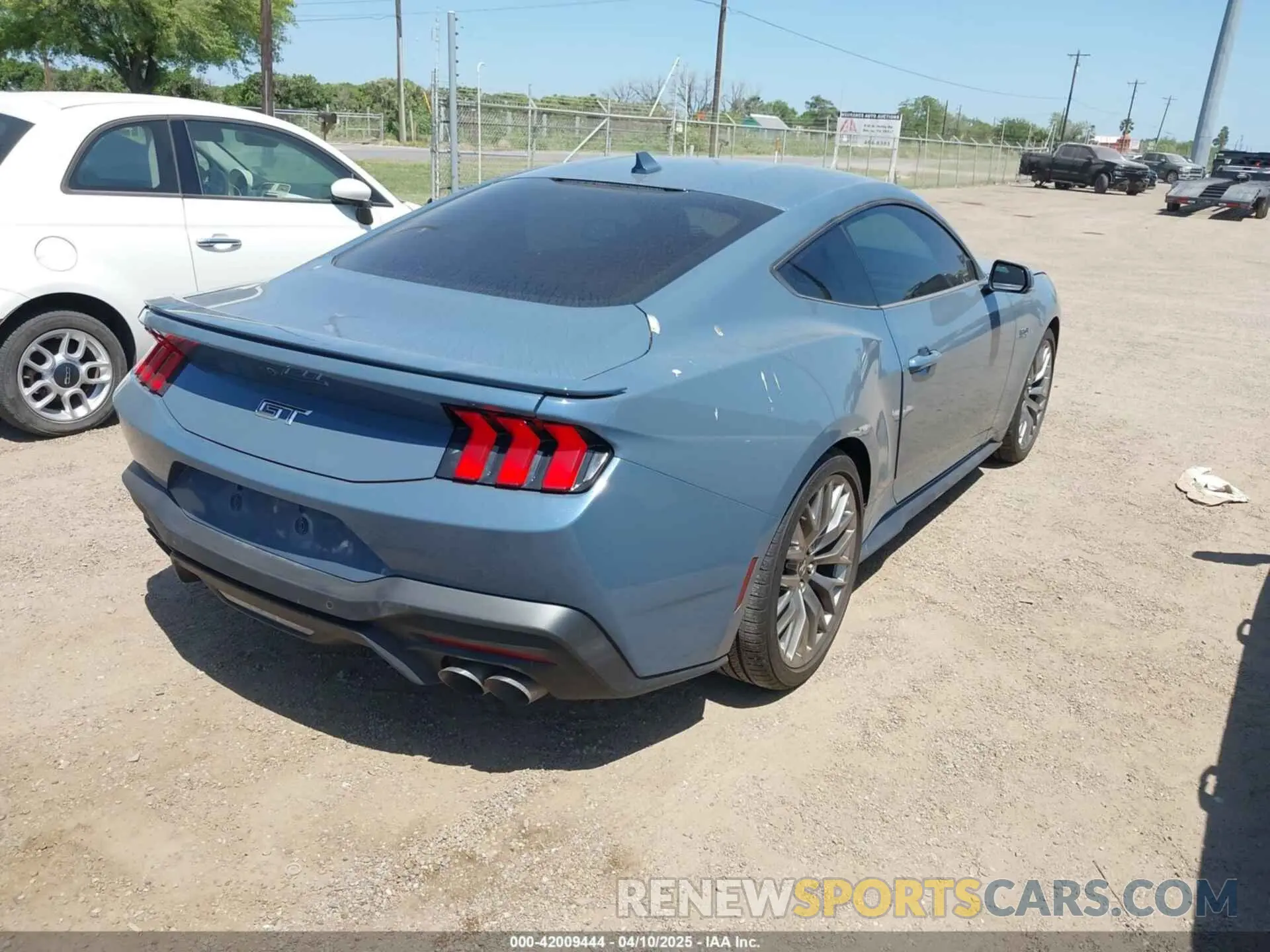 4 Photograph of a damaged car 1FA6P8CF4R5426333 FORD MUSTANG 2024