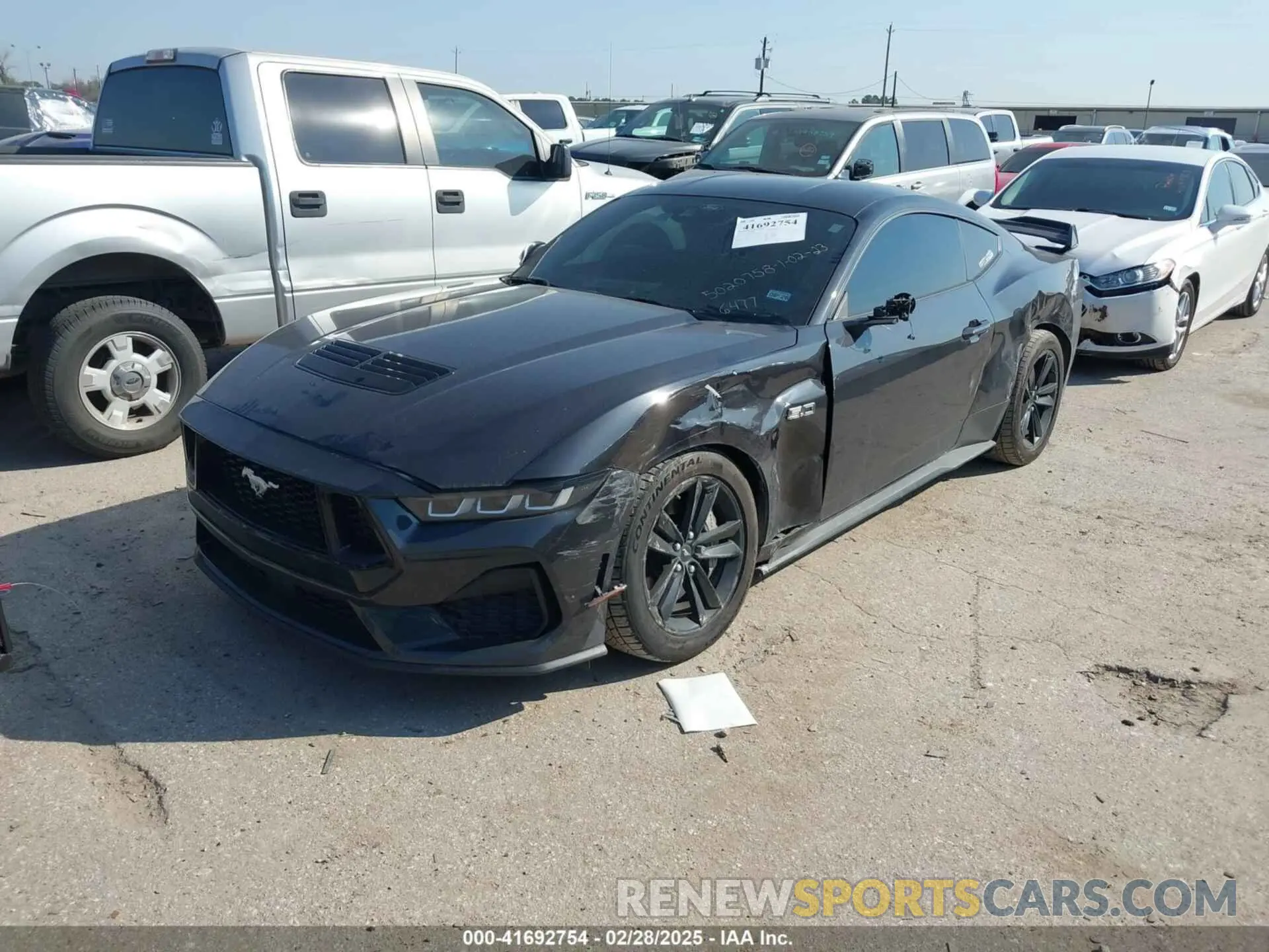 2 Фотография поврежденного автомобиля 1FA6P8CF6R5426477 FORD MUSTANG 2024