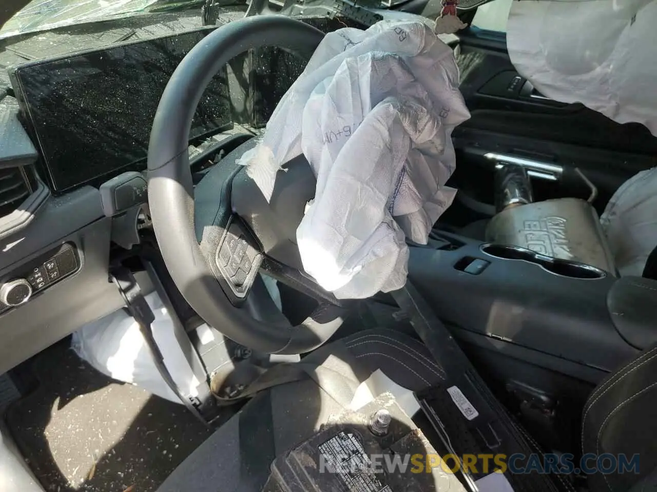8 Фотография поврежденного автомобиля 1FA6P8CF7R5417898 FORD MUSTANG 2024