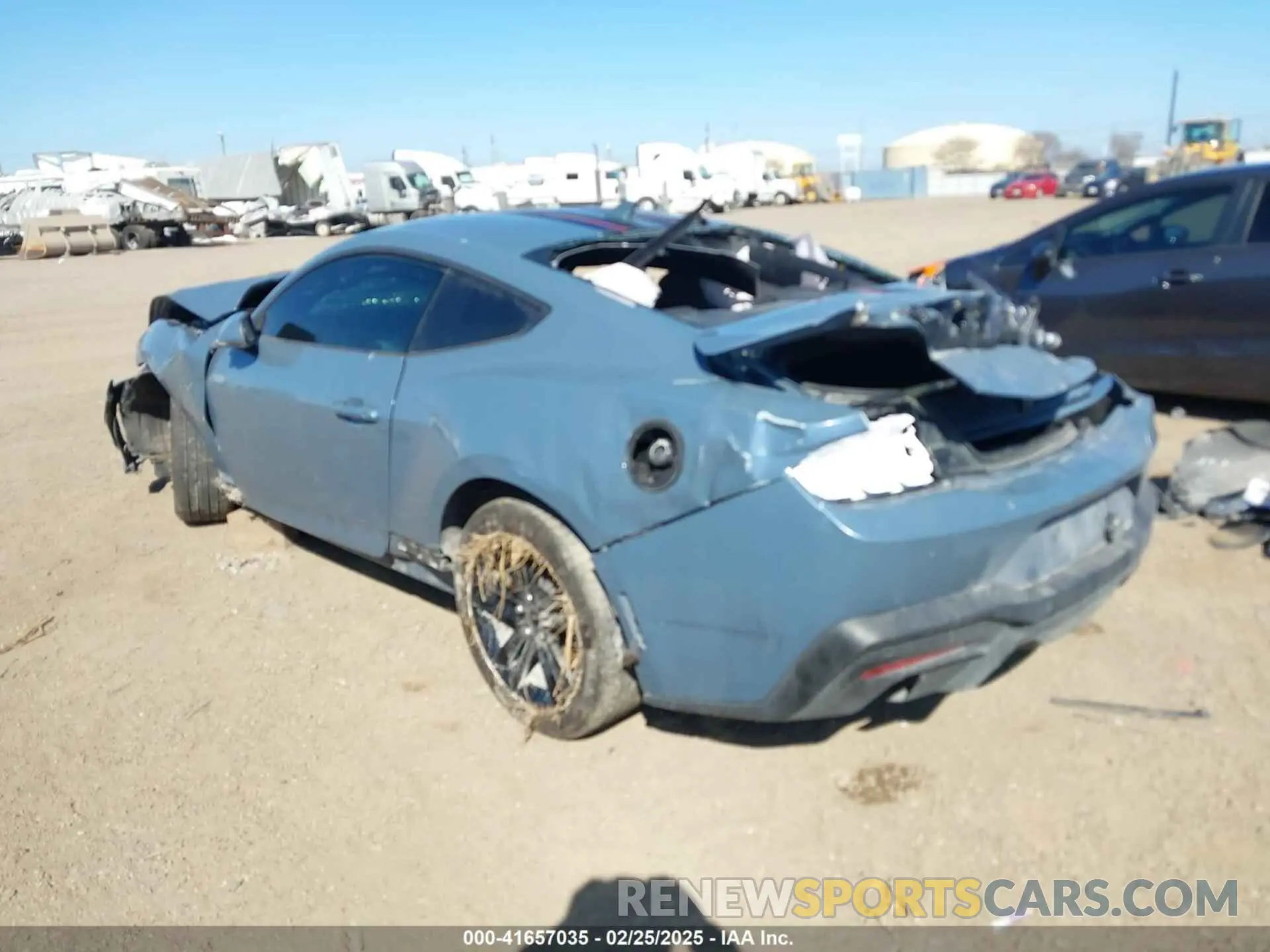 3 Photograph of a damaged car 1FA6P8CF7R5423507 FORD MUSTANG 2024