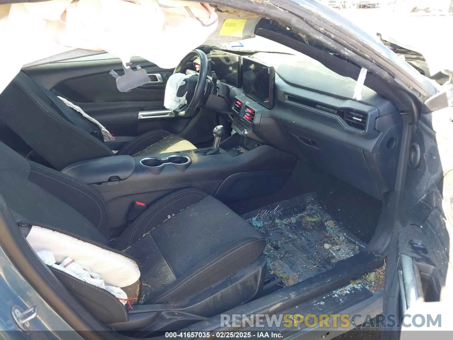 5 Photograph of a damaged car 1FA6P8CF7R5423507 FORD MUSTANG 2024