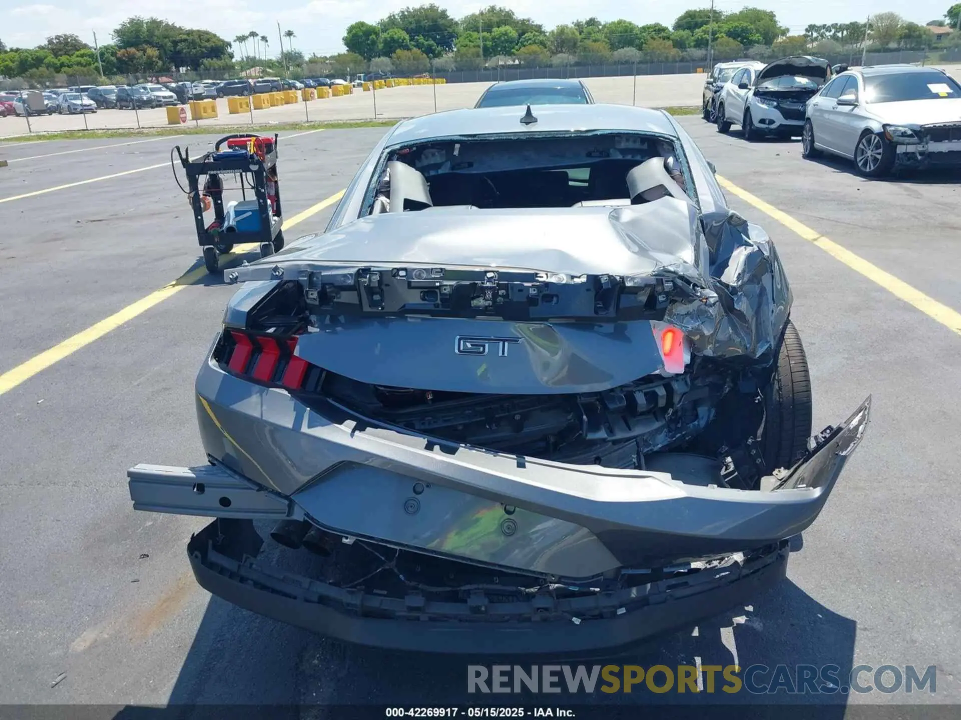 6 Фотография поврежденного автомобиля 1FA6P8CF8R5404304 FORD MUSTANG 2024
