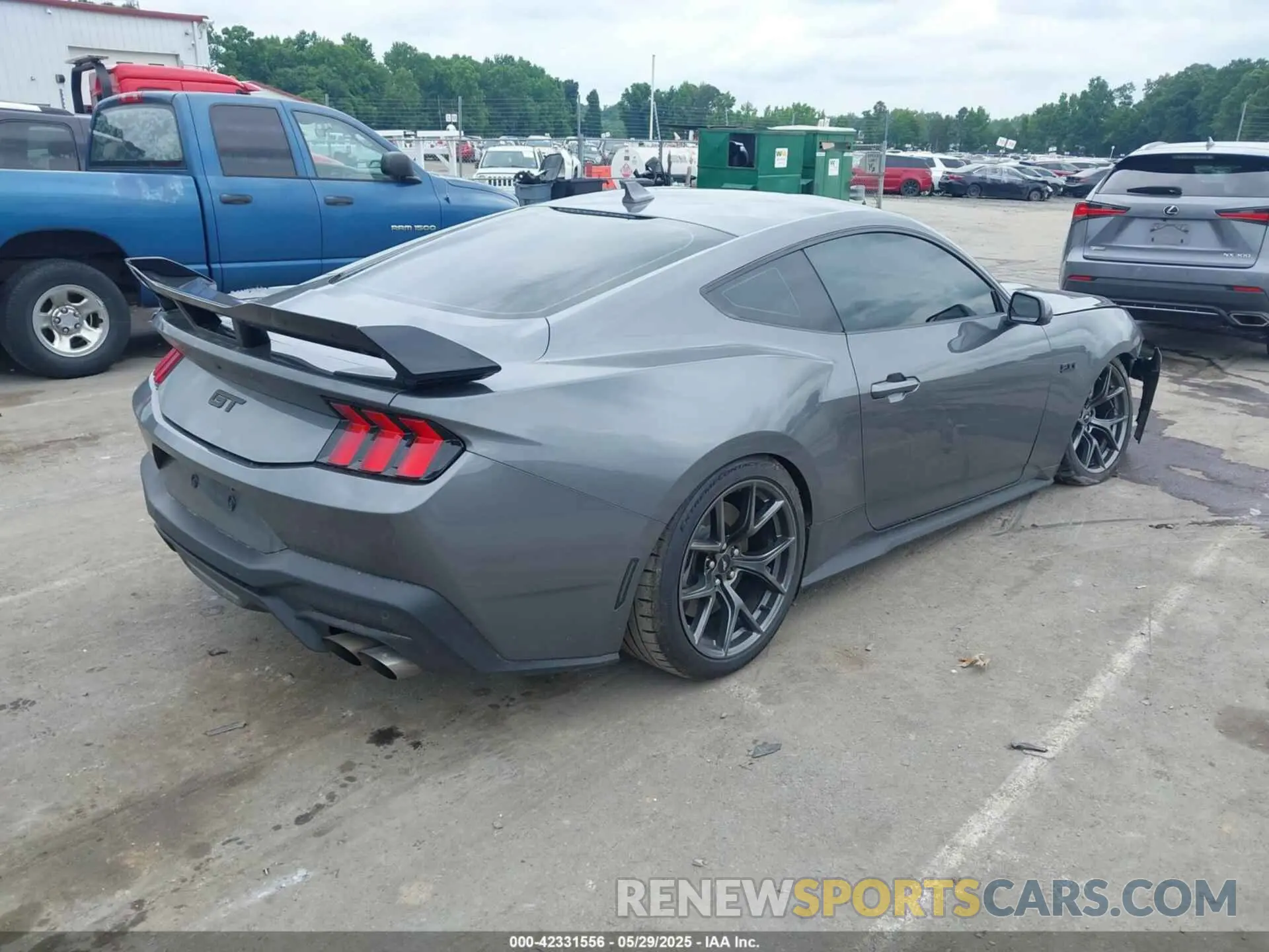 4 Photograph of a damaged car 1FA6P8CF8R5411835 FORD MUSTANG 2024