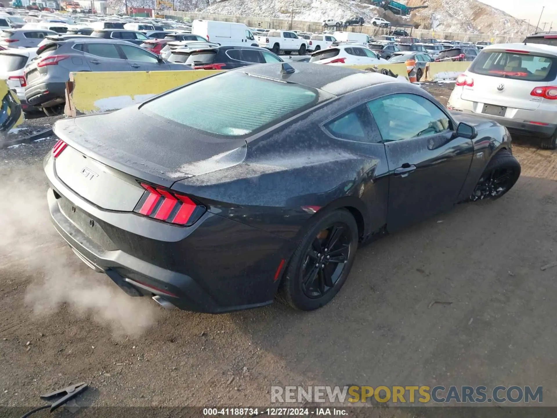 4 Photograph of a damaged car 1FA6P8CF9R5418969 FORD MUSTANG 2024