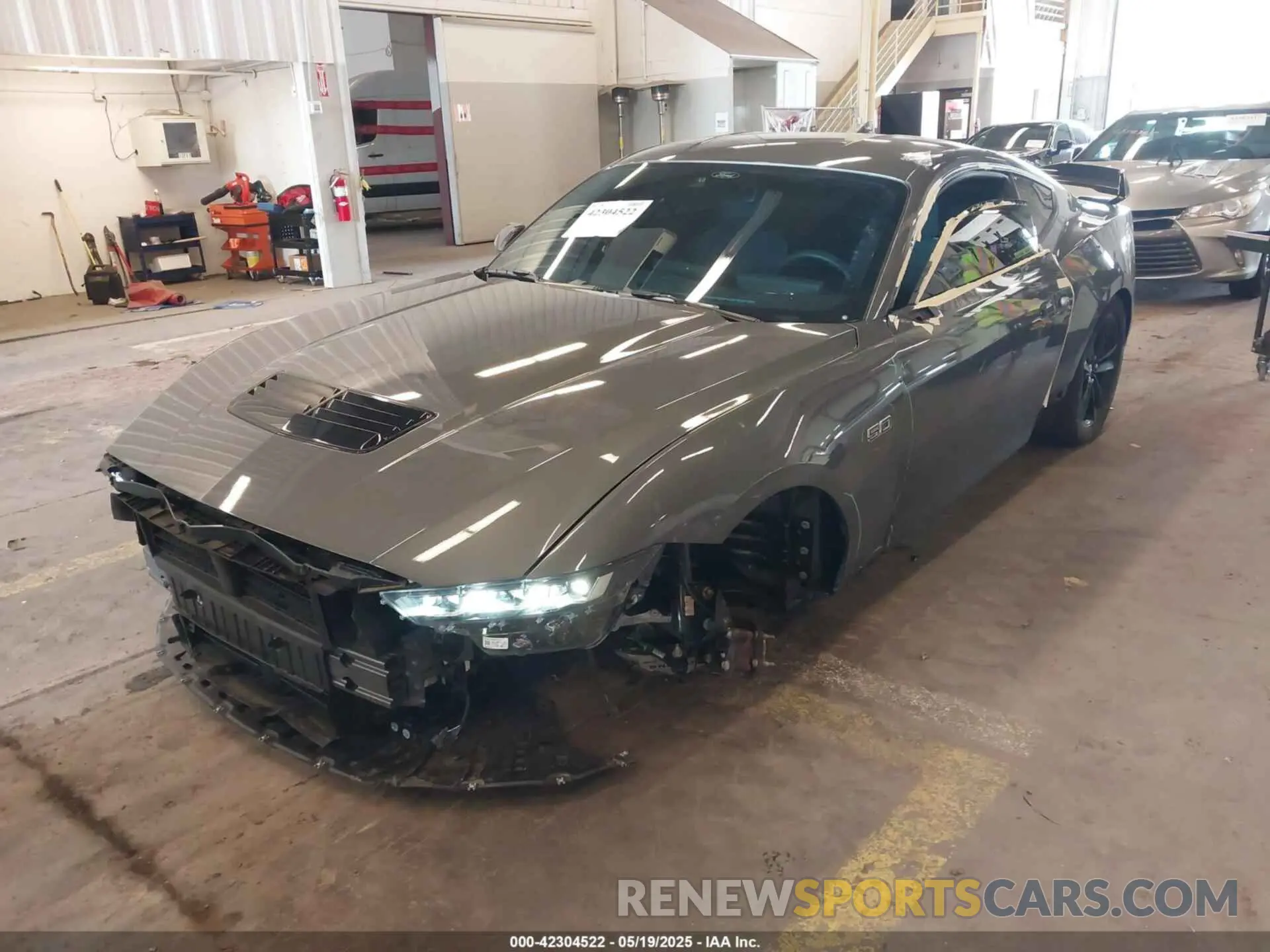 18 Photograph of a damaged car 1FA6P8CF9R5419104 FORD MUSTANG 2024
