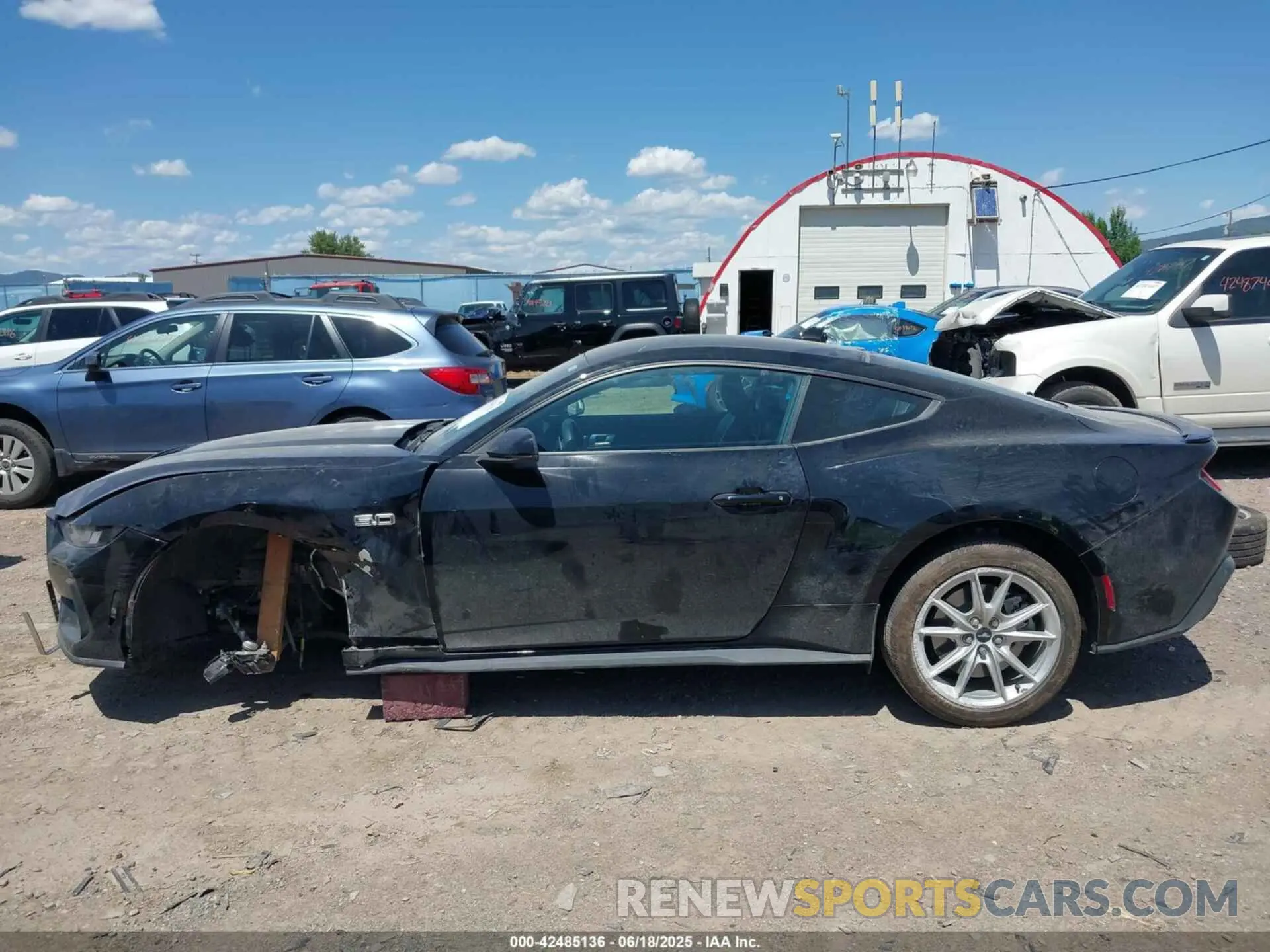 15 Photograph of a damaged car 1FA6P8CFXR5422836 FORD MUSTANG 2024