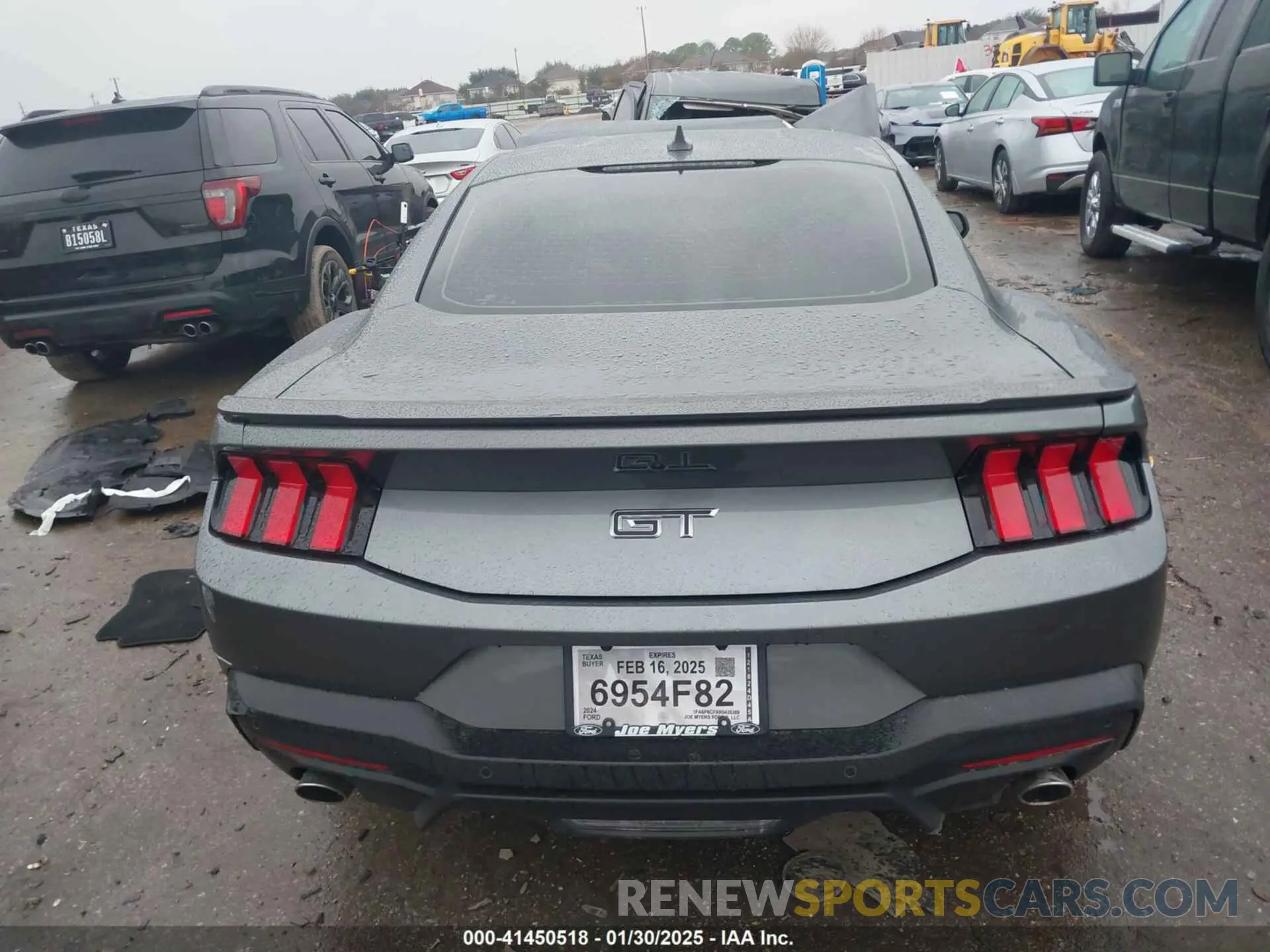 16 Photograph of a damaged car 1FA6P8CFXR5435389 FORD MUSTANG 2024