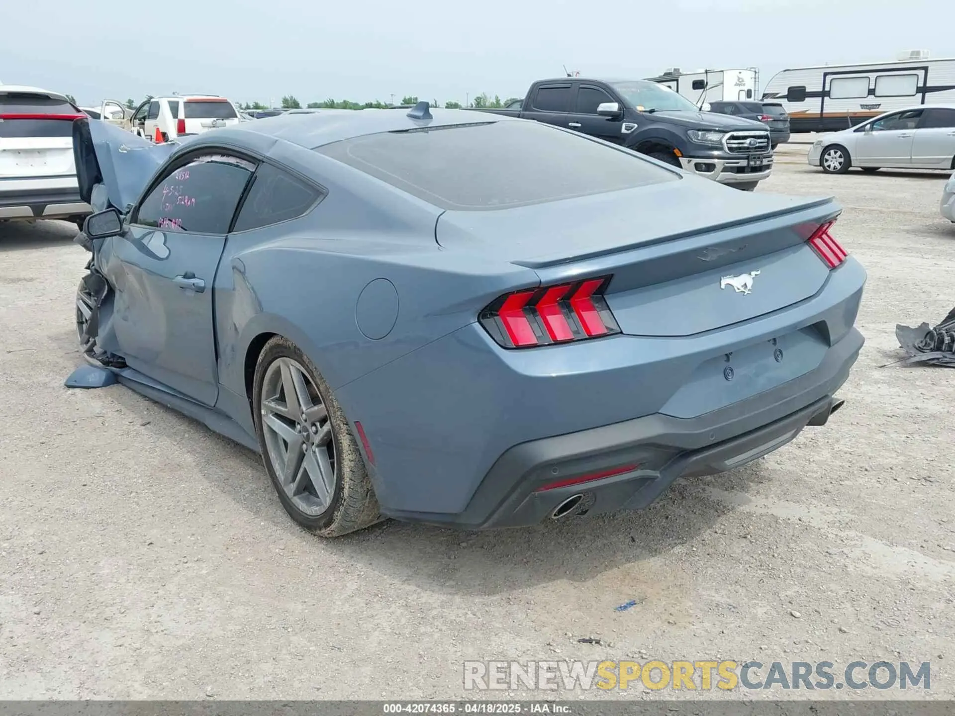 3 Фотография поврежденного автомобиля 1FA6P8TH0R5146426 FORD MUSTANG 2024