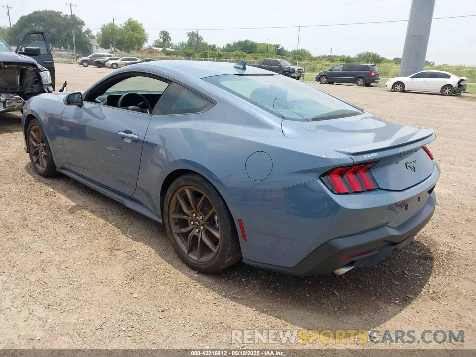 3 Фотография поврежденного автомобиля 1FA6P8TH1R5108414 FORD MUSTANG 2024