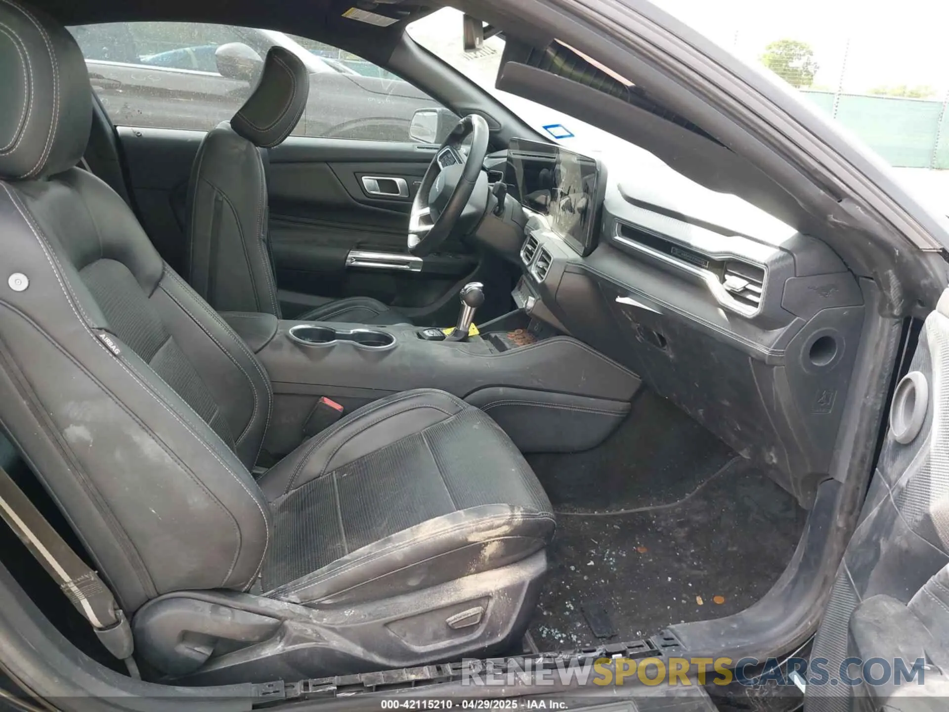 5 Photograph of a damaged car 1FA6P8TH1R5114195 FORD MUSTANG 2024