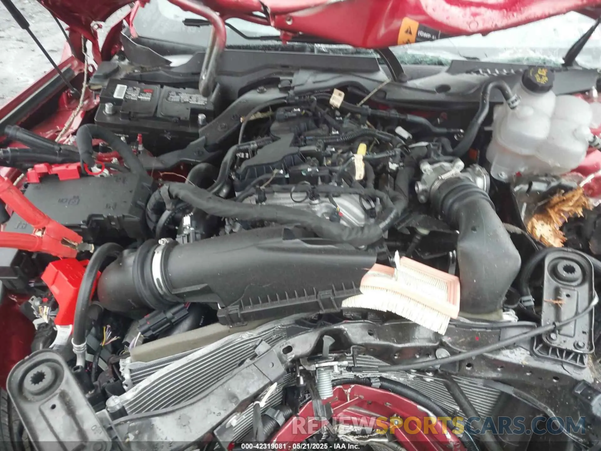 10 Photograph of a damaged car 1FA6P8TH1R5137895 FORD MUSTANG 2024