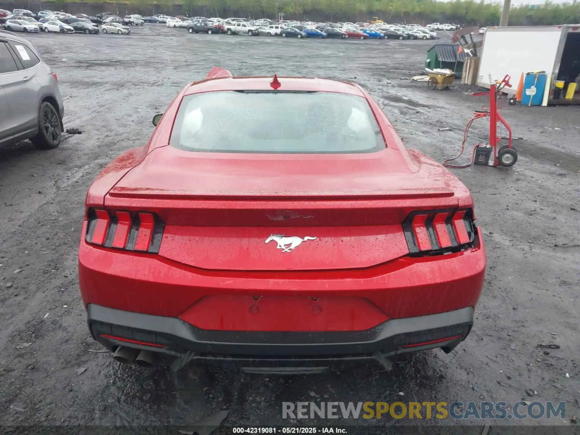 15 Photograph of a damaged car 1FA6P8TH1R5137895 FORD MUSTANG 2024
