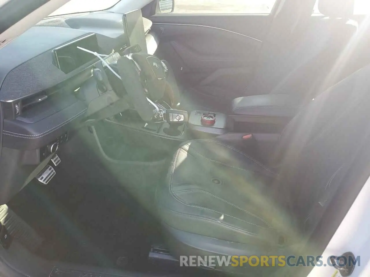 7 Photograph of a damaged car 3FMTK3SUXRMA03177 FORD MUSTANG 2024