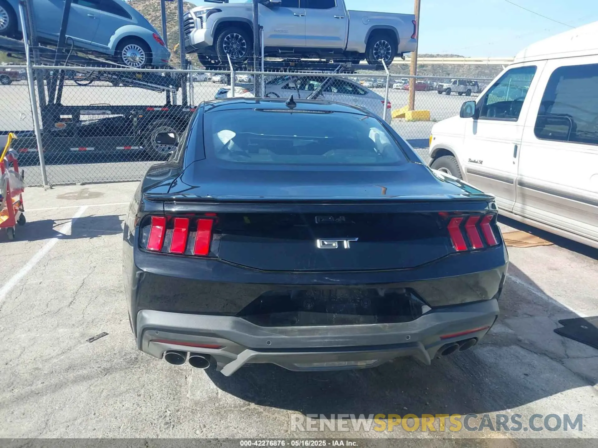15 Photograph of a damaged car 1FA6P8CF7S5407152 FORD MUSTANG 2025