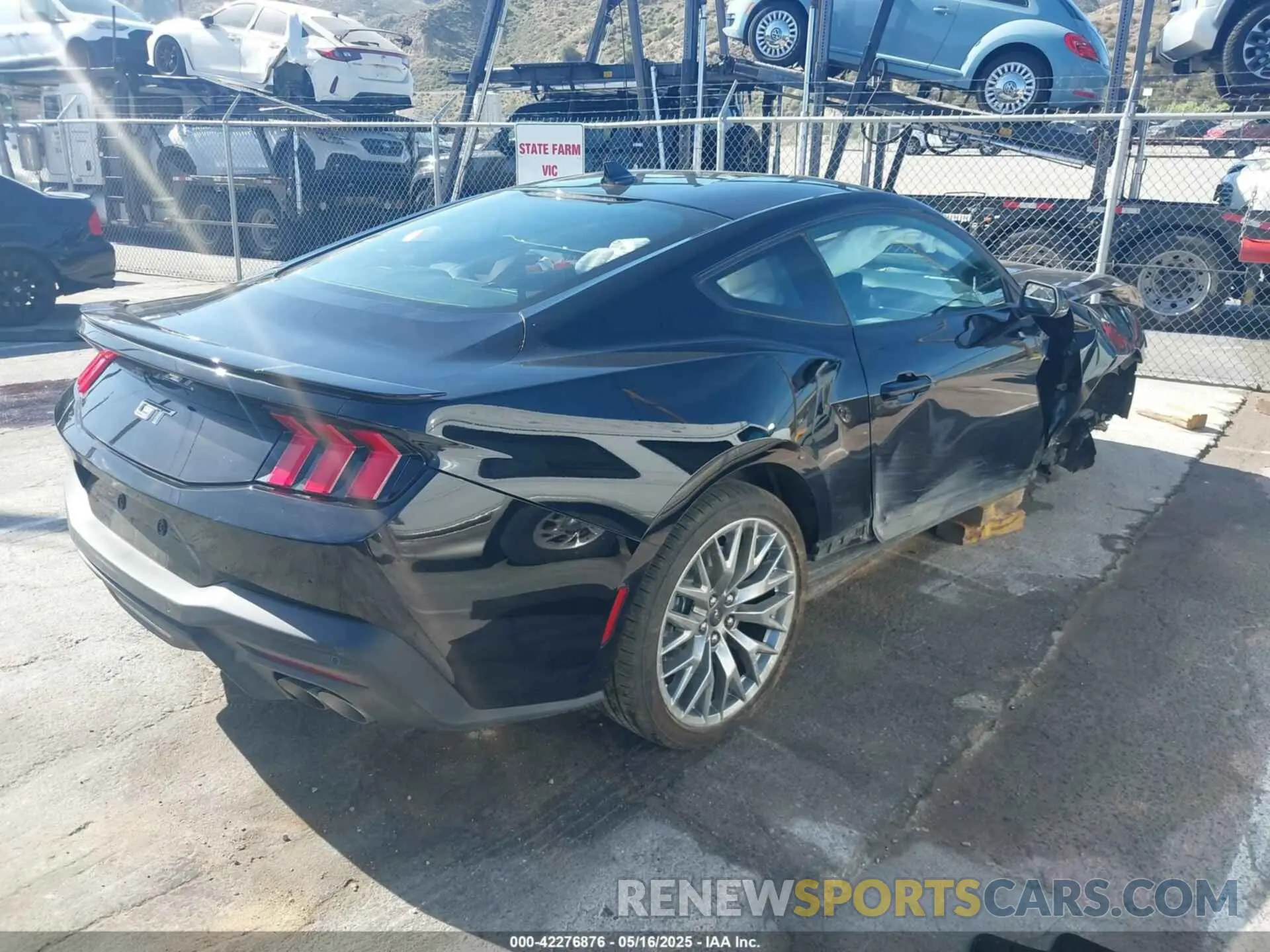 4 Photograph of a damaged car 1FA6P8CF7S5407152 FORD MUSTANG 2025