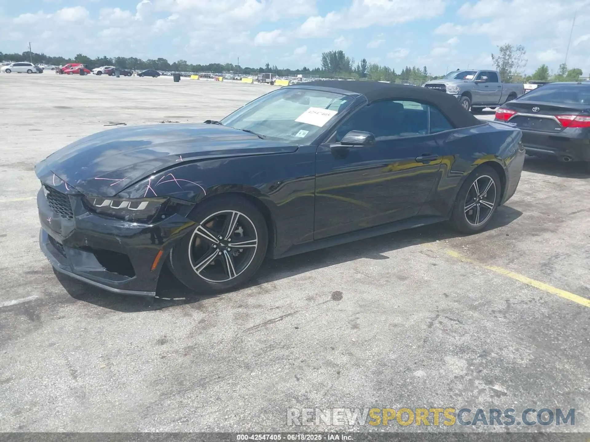 2 Photograph of a damaged car 1FAGP8UH0S5105979 FORD MUSTANG 2025