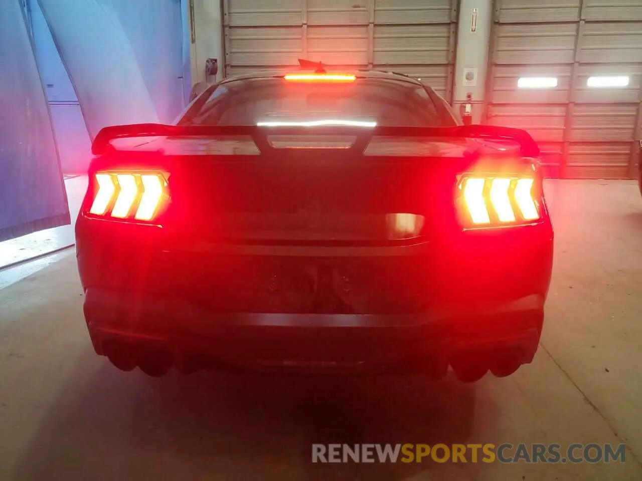 6 Фотография поврежденного автомобиля 1FA6P8R03R5507312 FORD MUSTANG DA 2024