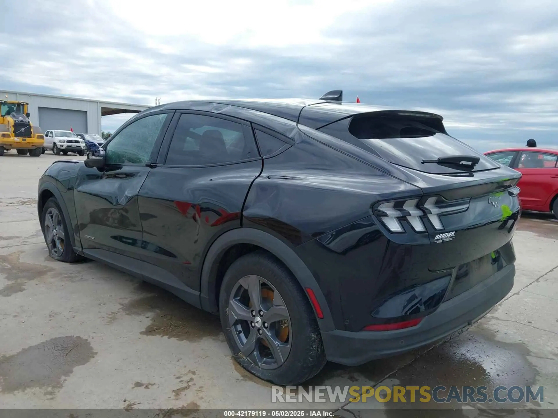 3 Photograph of a damaged car 3FMTK1RM4MMA49008 FORD MUSTANG MACH-E 2021