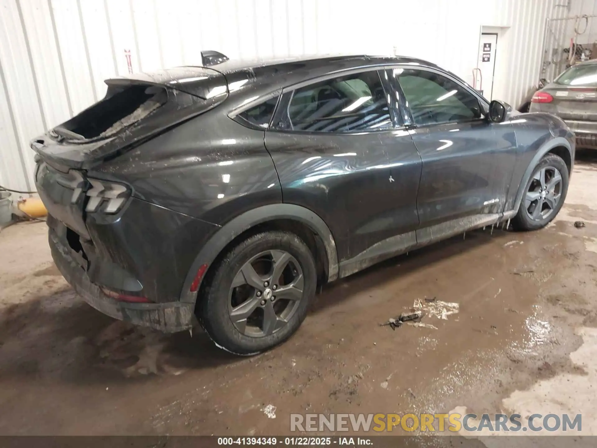 4 Photograph of a damaged car 3FMTK1SS1MMA60752 FORD MUSTANG MACH-E 2021