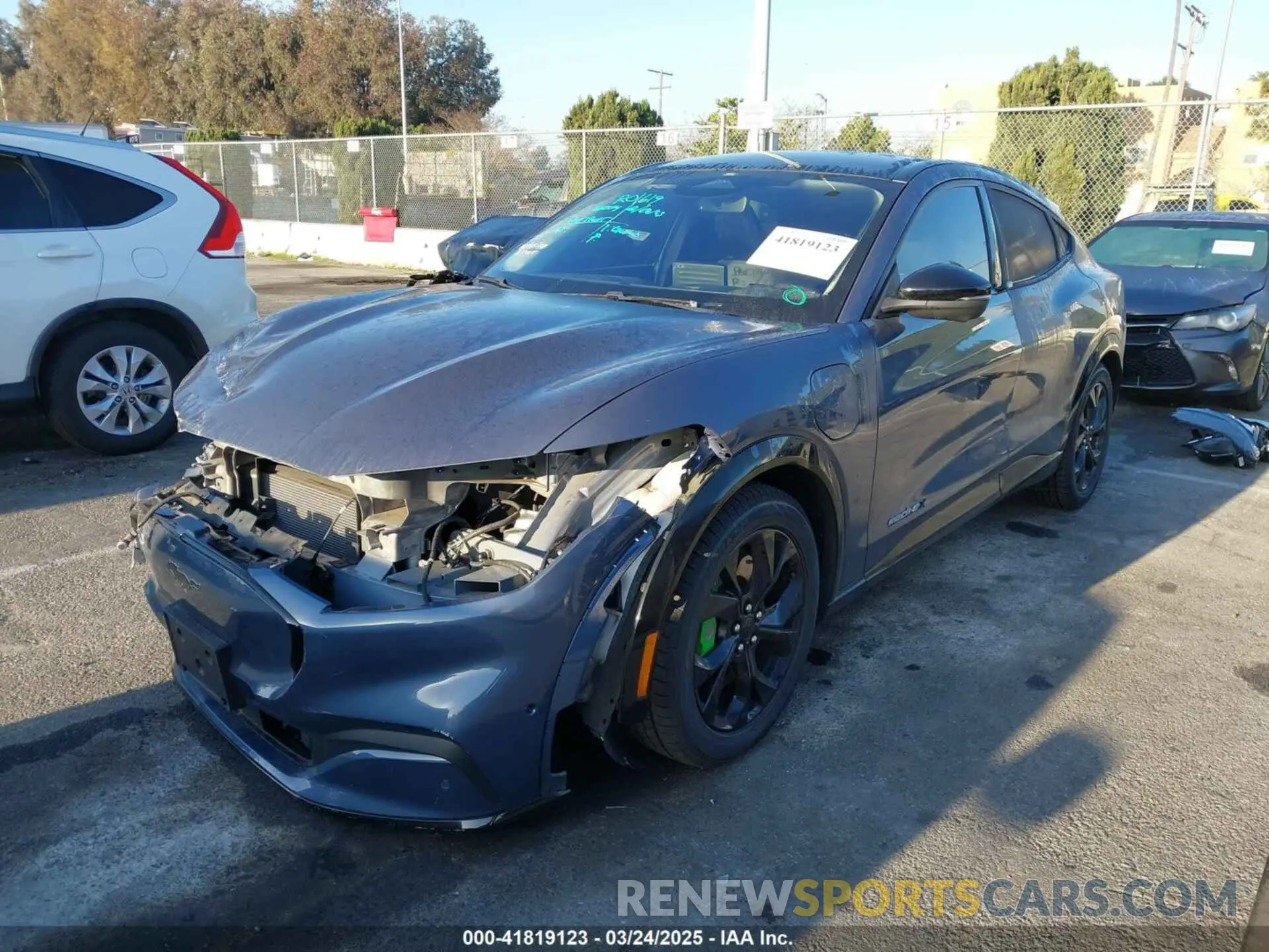 2 Photograph of a damaged car 3FMTK3R76MMA21152 FORD MUSTANG MACH-E 2021