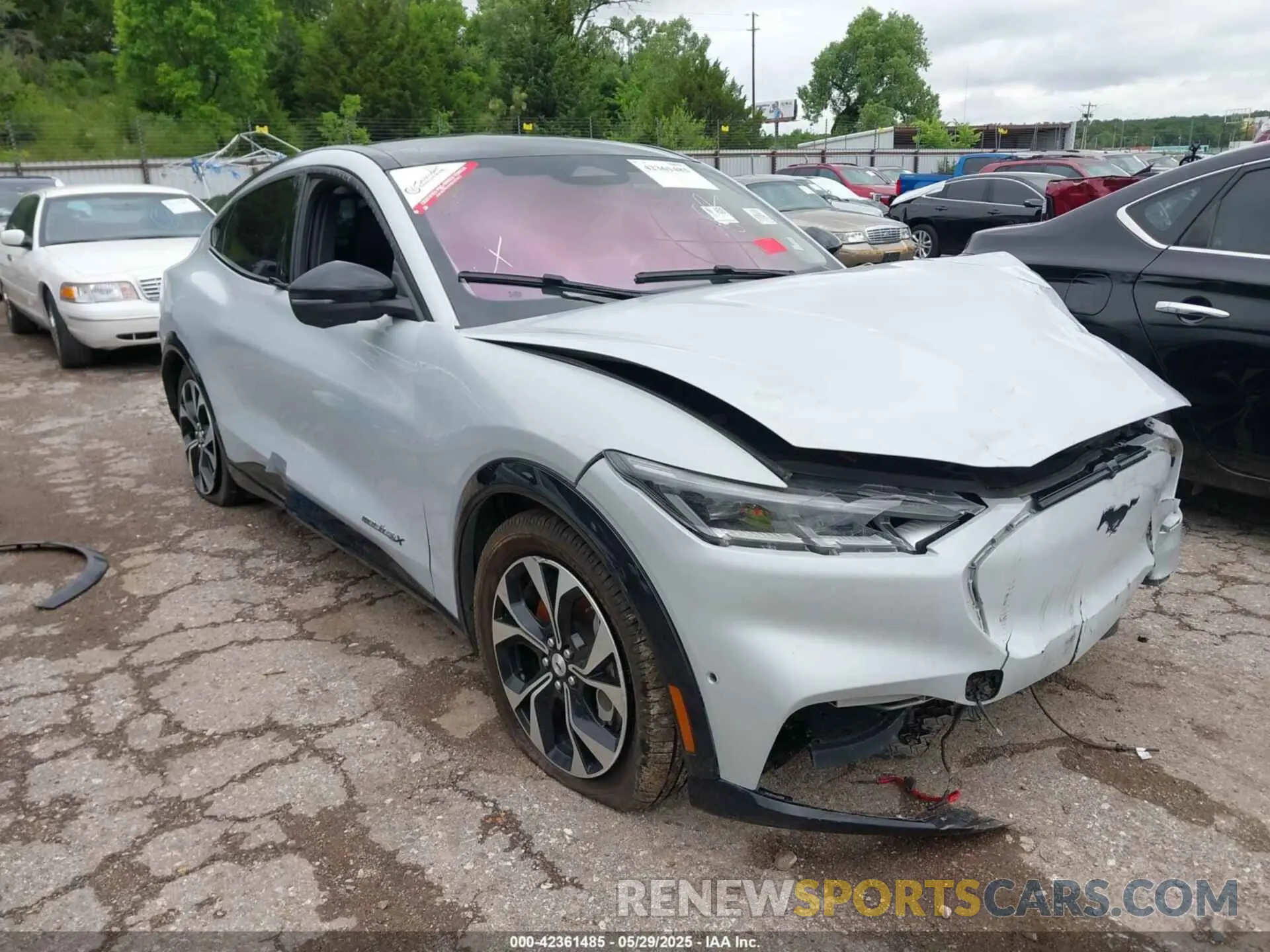 1 Photograph of a damaged car 3FMTK3SUXMMA36978 FORD MUSTANG MACH-E 2021