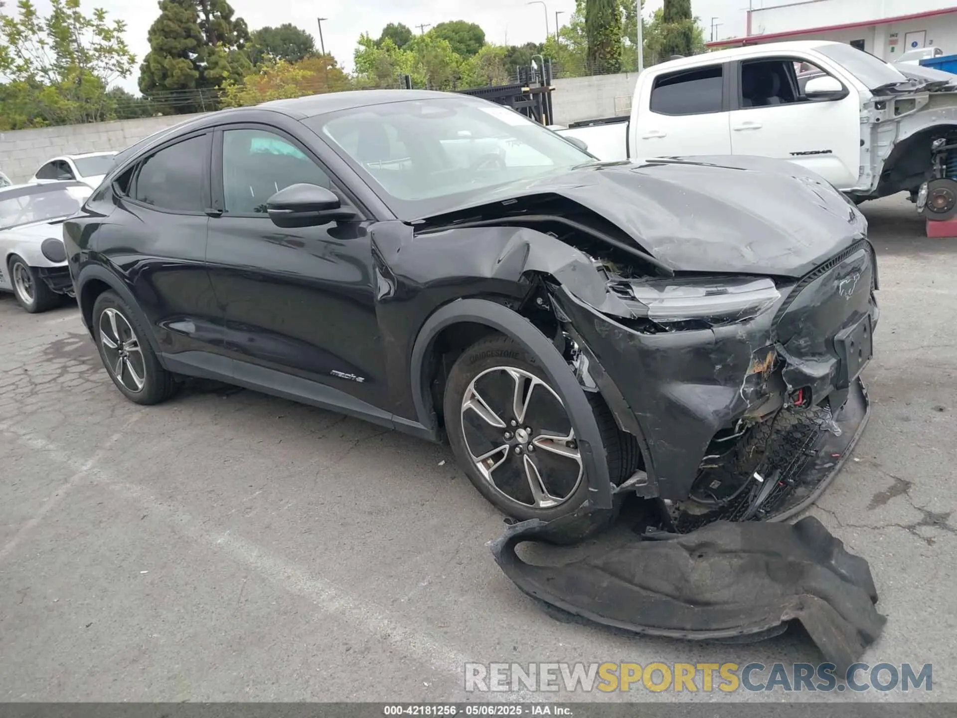 1 Photograph of a damaged car 3FMTK1RM3NMA25588 FORD MUSTANG MACH-E 2022